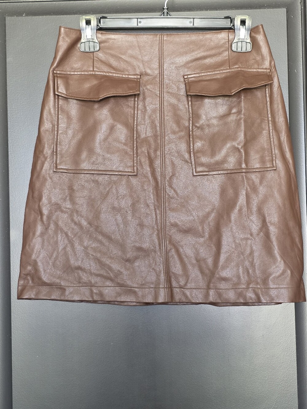Black Tape Brown Faux Leather Mini Skirt Women's Small Zip Back Pocket Detail - Picture 2 of 8